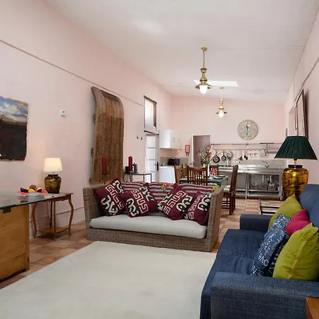 Apartament El Cello *